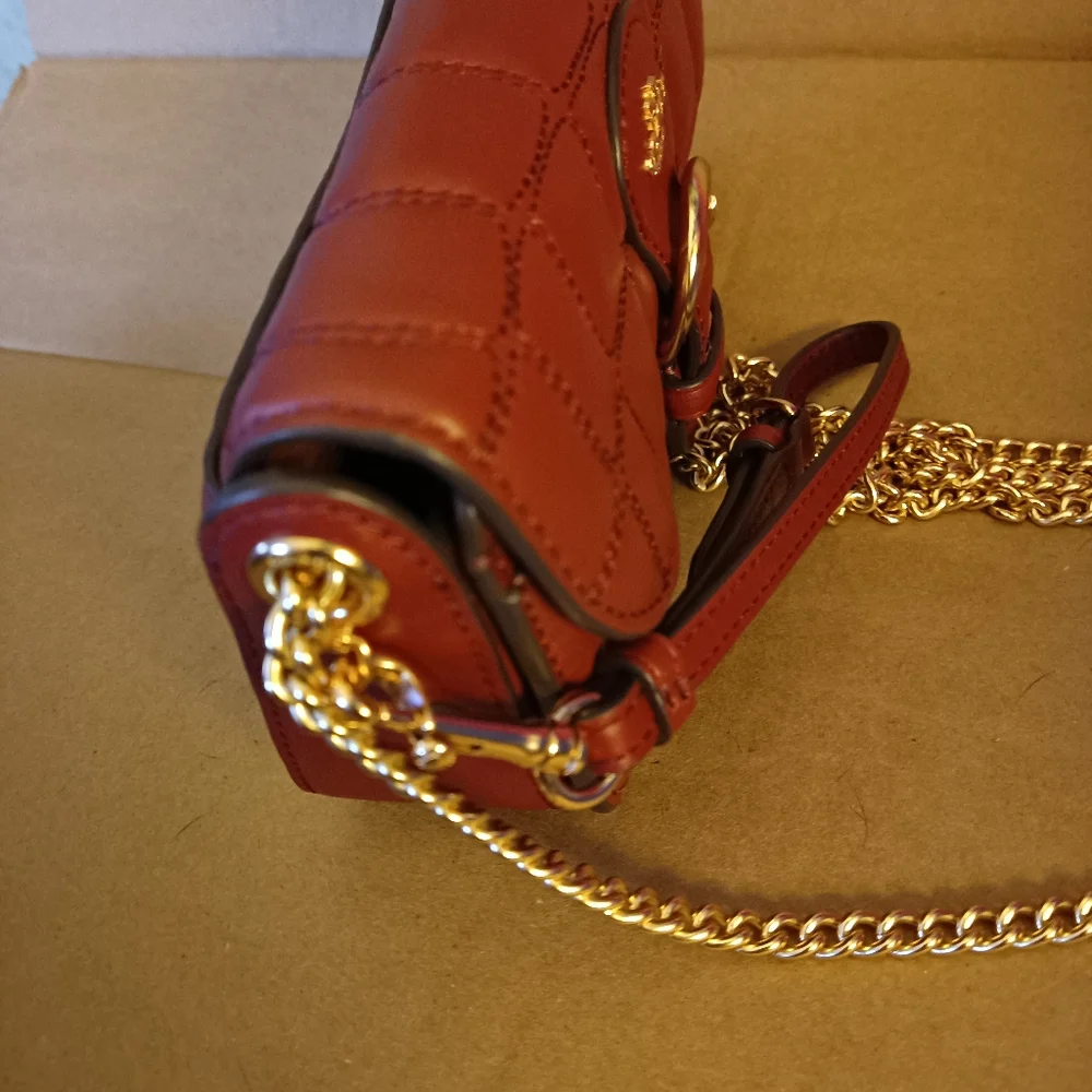 Authentic Coach - Picture 3 of 9